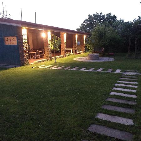 Гостевой дом Omsi House Телави Экстерьер фото