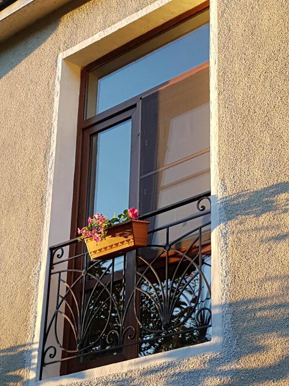 Гостевой дом Omsi House Телави Экстерьер фото